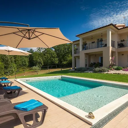 Ferienhaus Noela Pula
