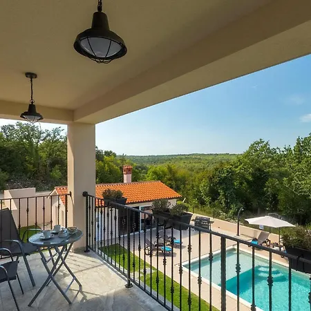 Holiday home Noela