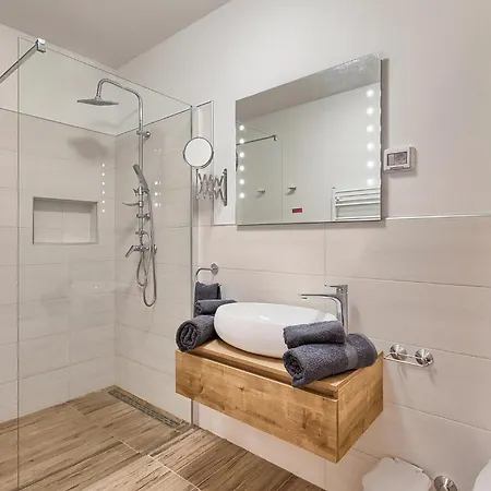 Noela Holiday home