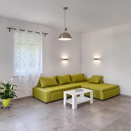 Noela Holiday home Pula
