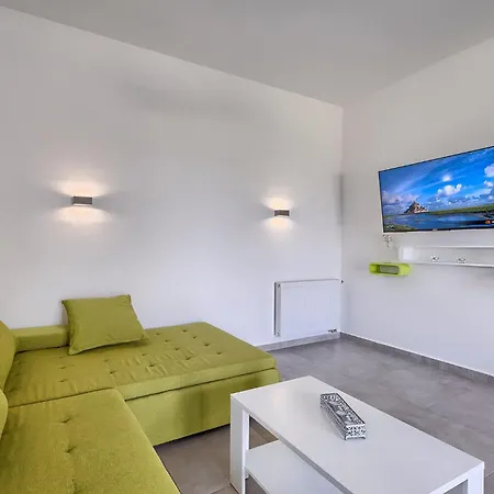 Holiday home Noela *