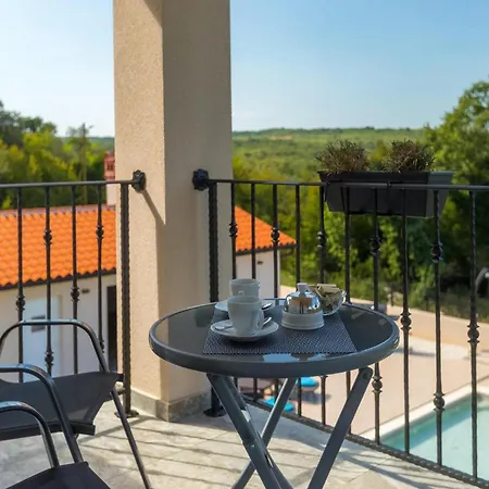 Holiday home Noela