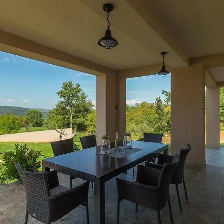 Noela Holiday home *