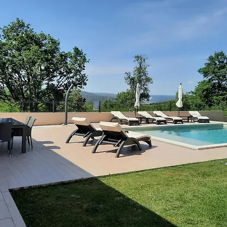 Noela Holiday home Pula